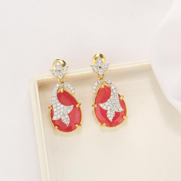 Bhavika Chain With Earrings