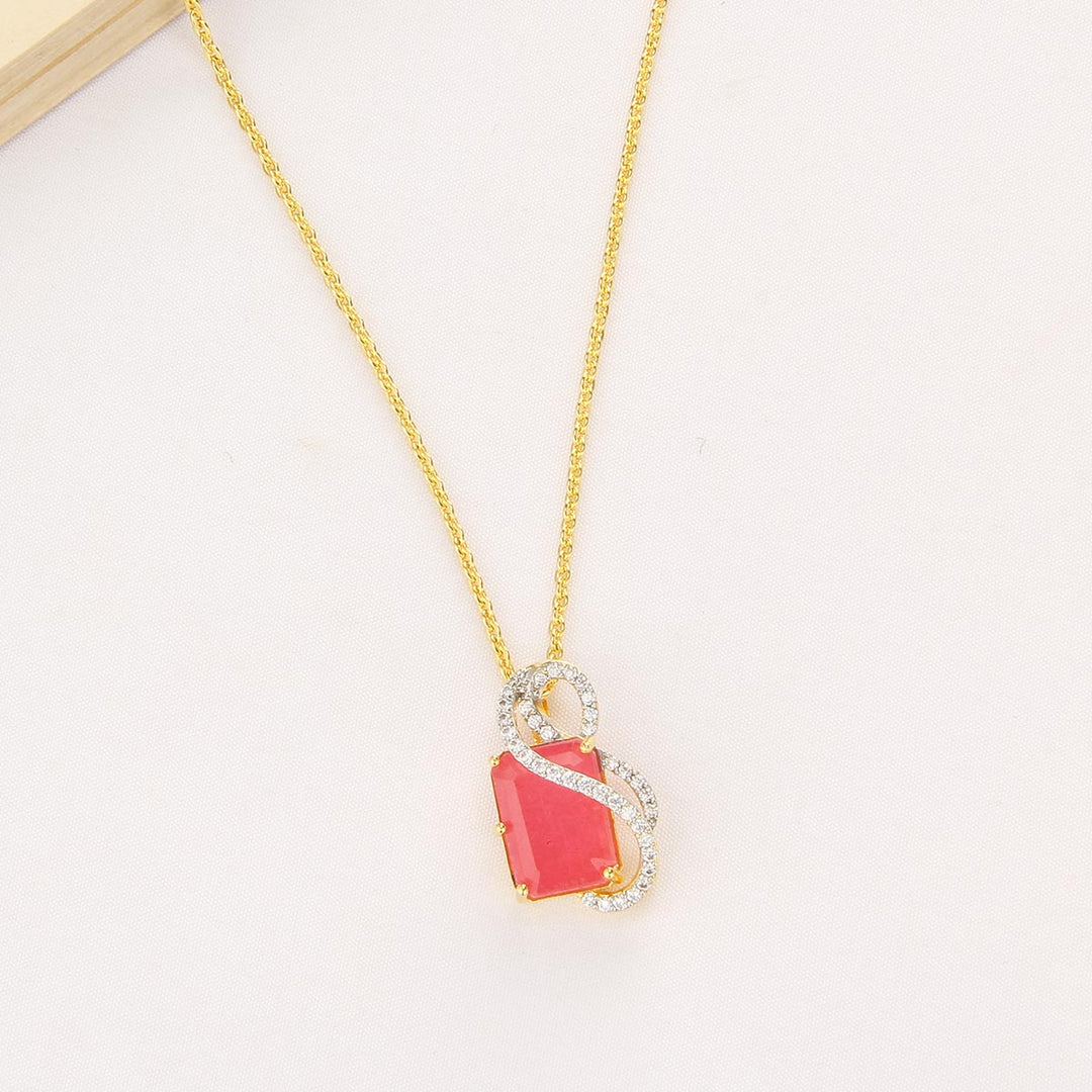 Nanthika Chain With Earrings