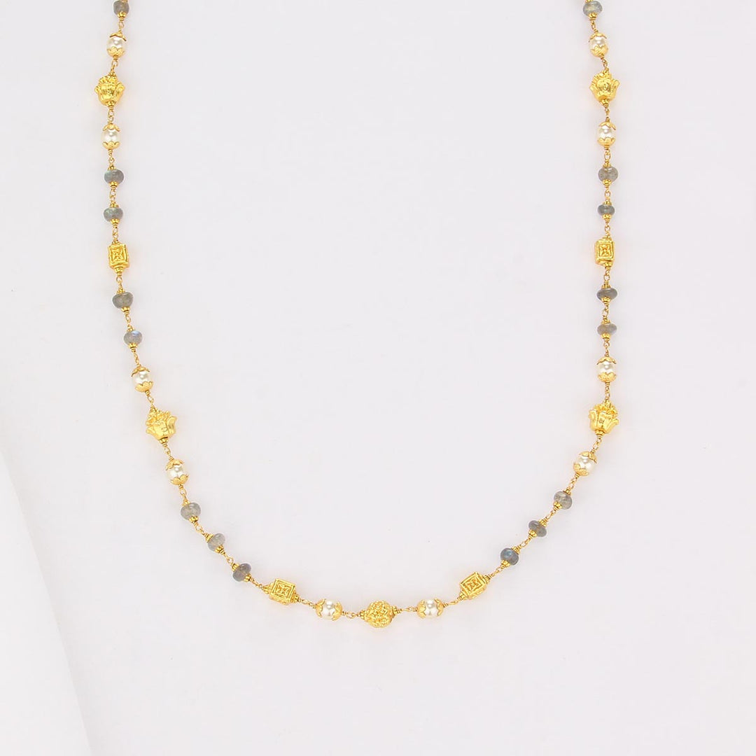 Praveena Nagas Chain