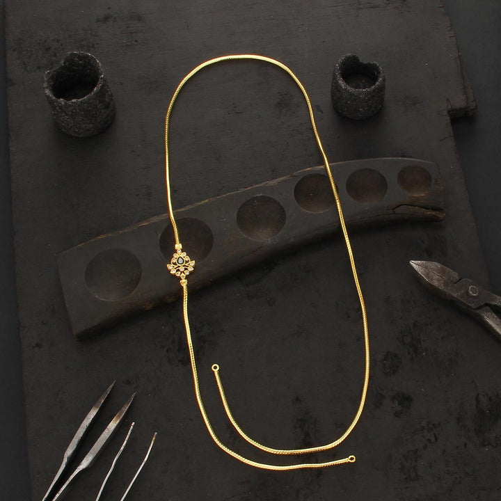 Divyama Mugappu Chain