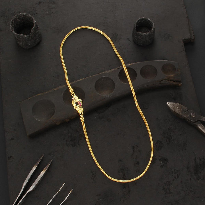 Golden Glow Mugappu Chain
