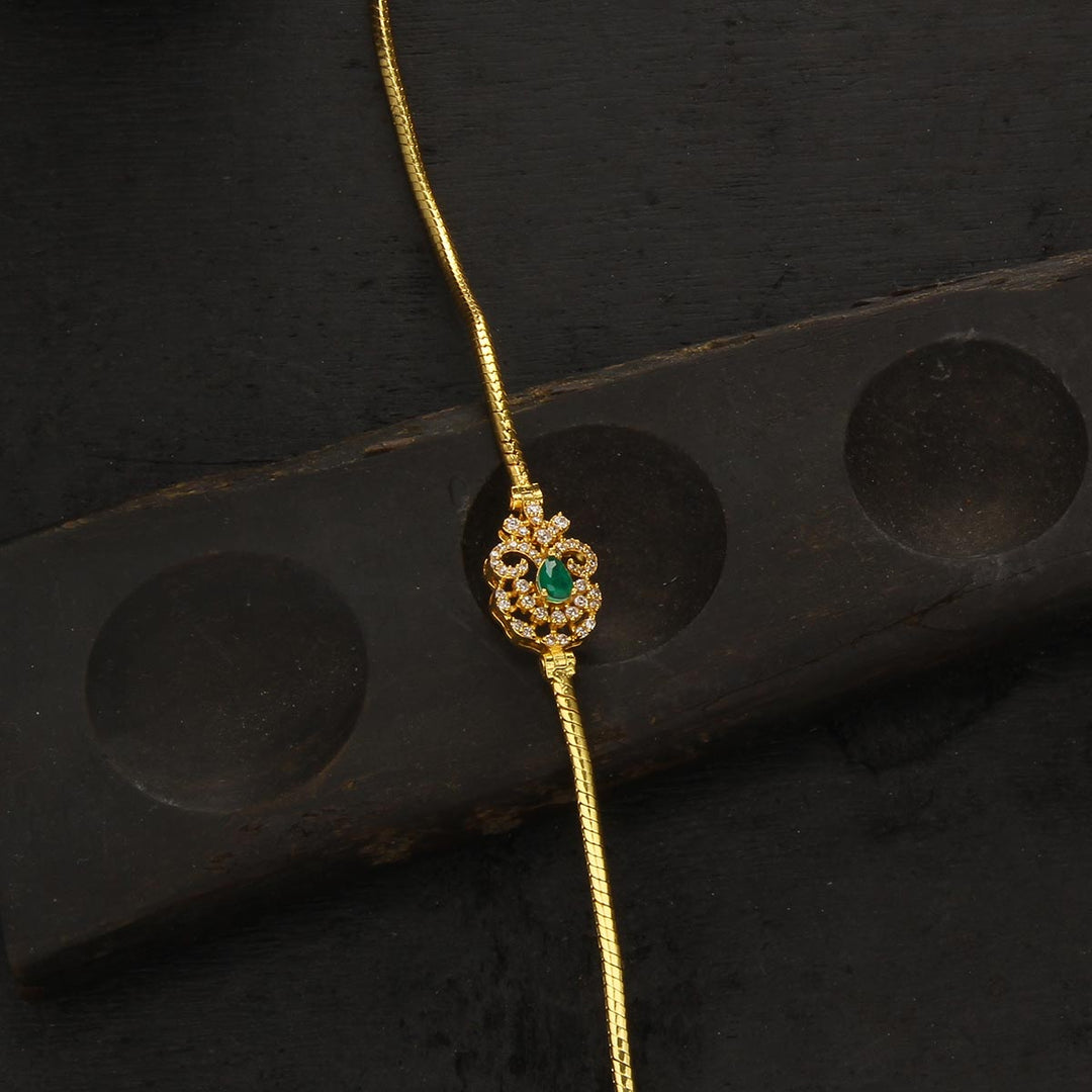 Gorgeous Look Mugappu Chain