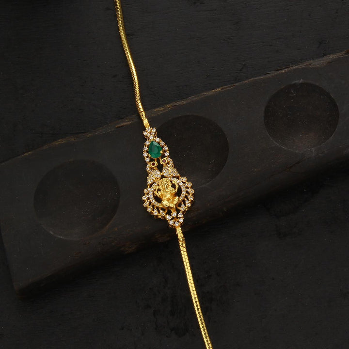 Ziva Mugappu Chain