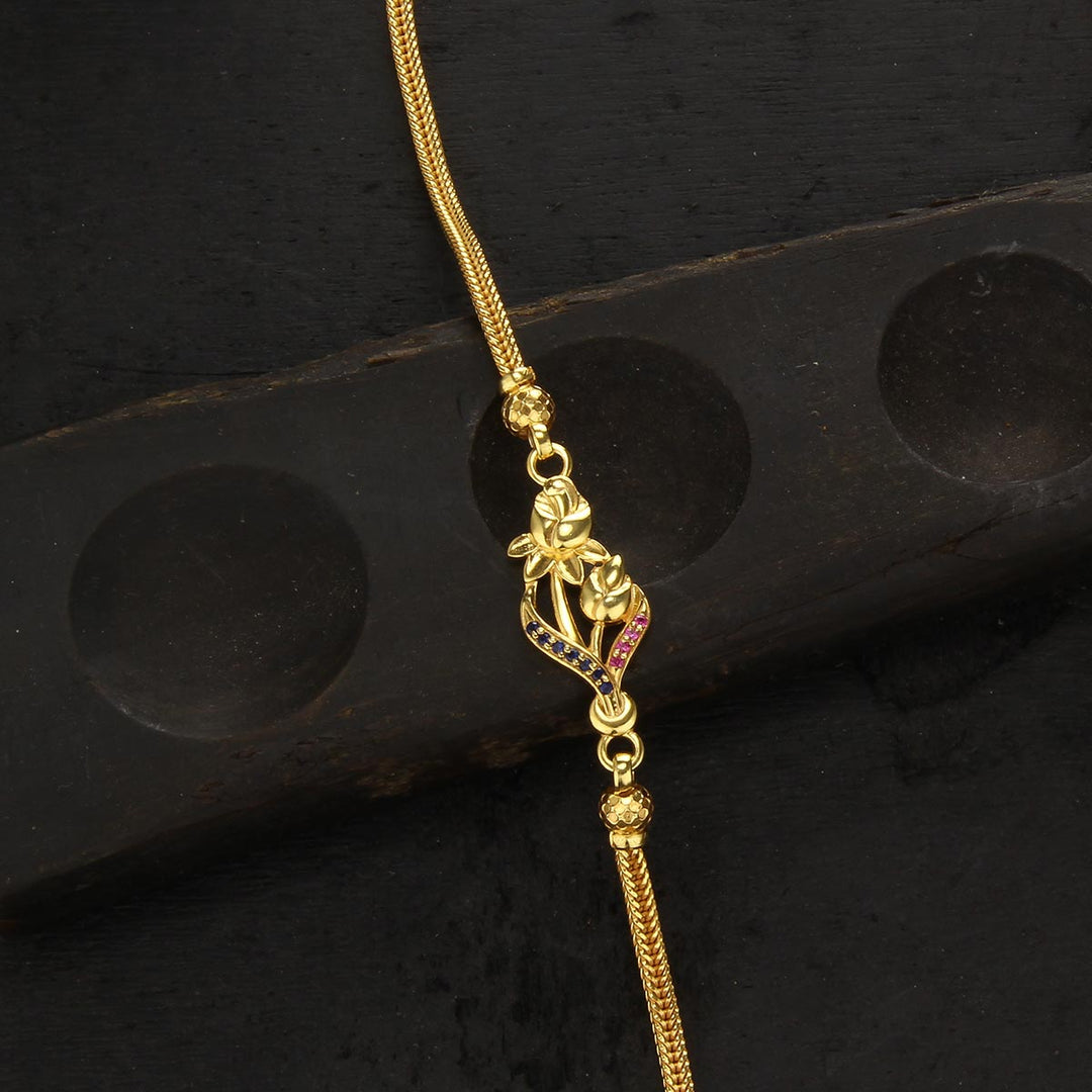 Wadhika Mugappu Chain