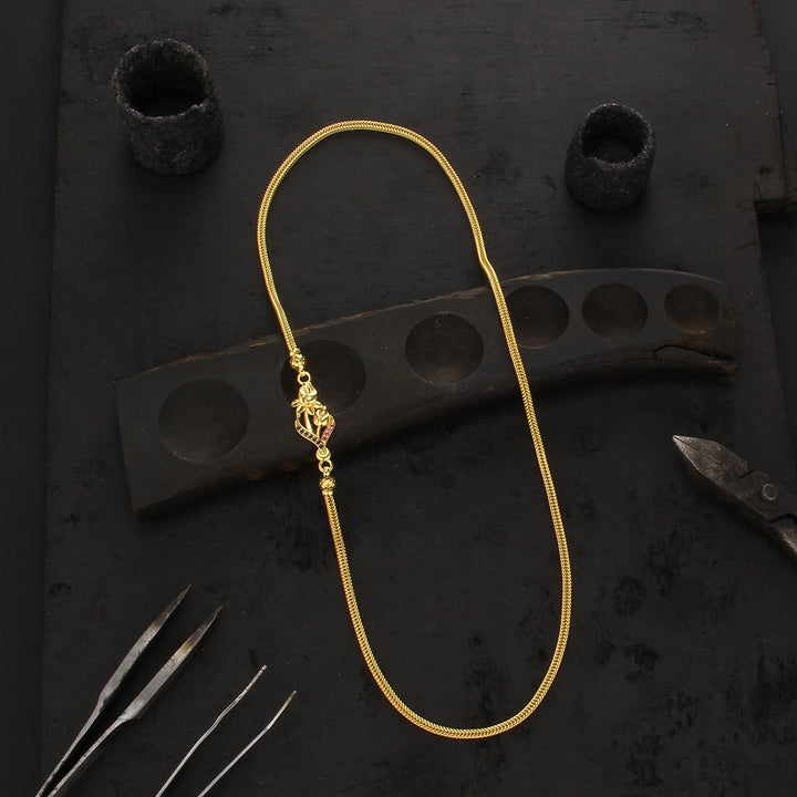 Wadhika Mugappu Chain