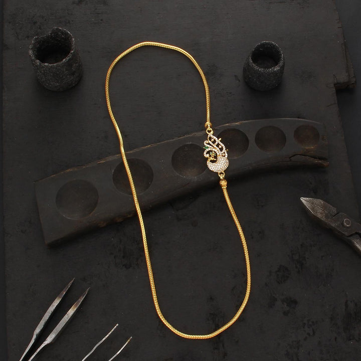 Jonisha Mugappu Chain