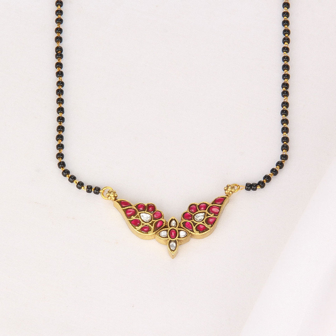 Menaka Kundan Chain