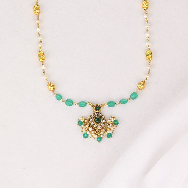 Nishitha Kundan Chain