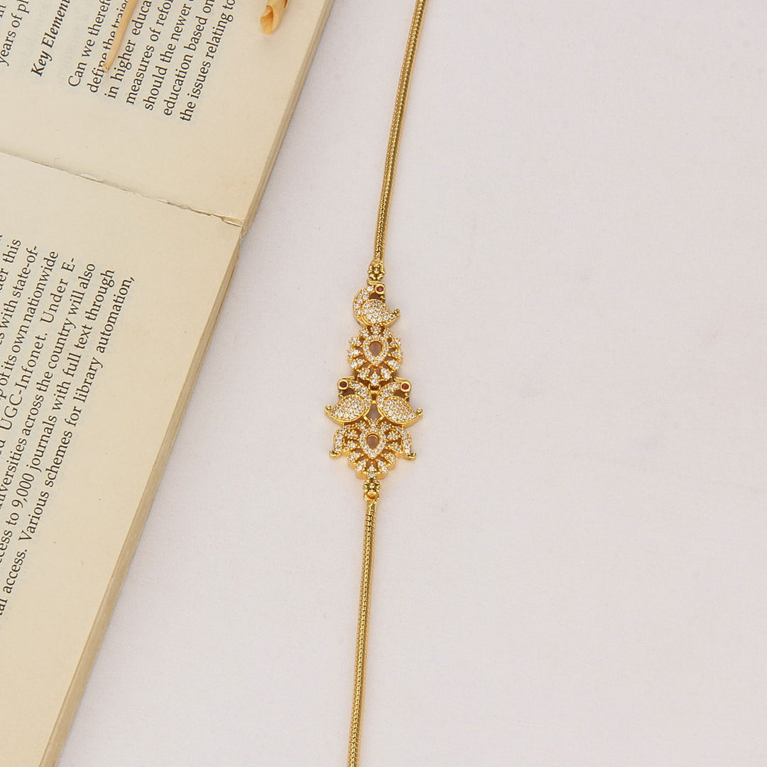 Yashvikha Mugappu Chain