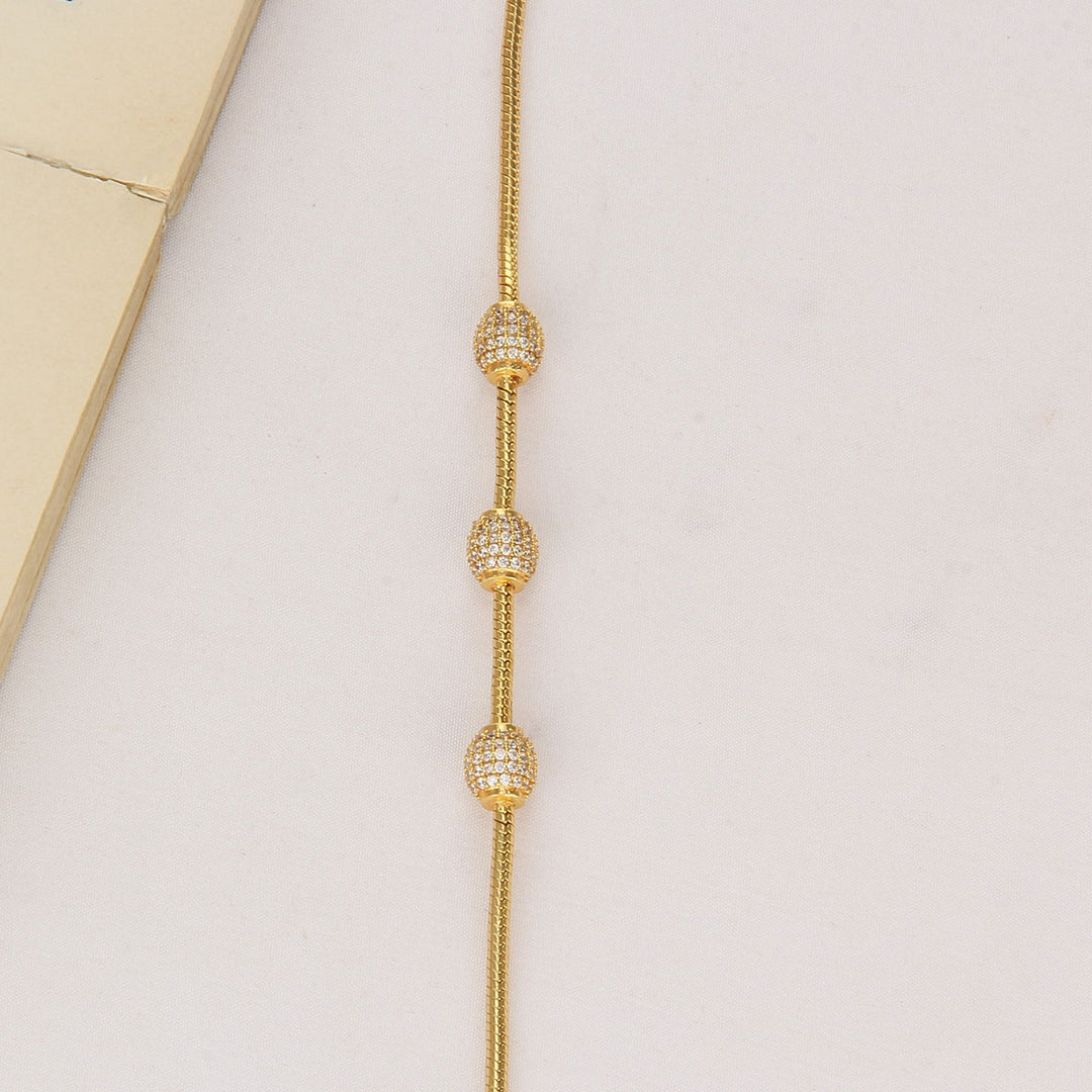 Sarnitha Mugappu Chain