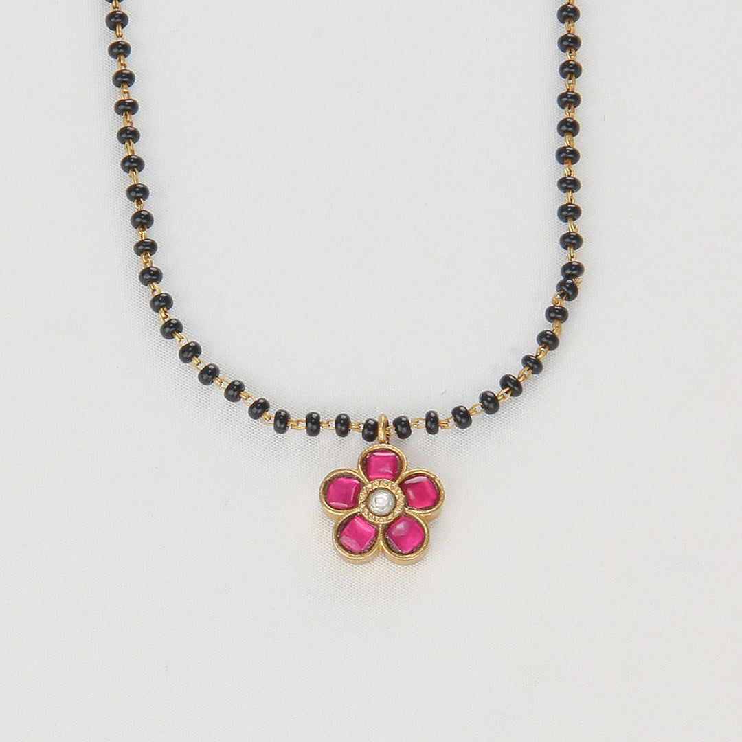 Pretty Kundan Chain Set