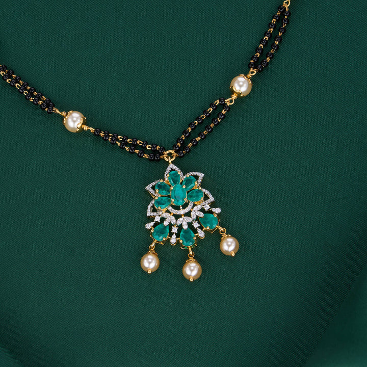 Azalea Avikam Chain With  Earings