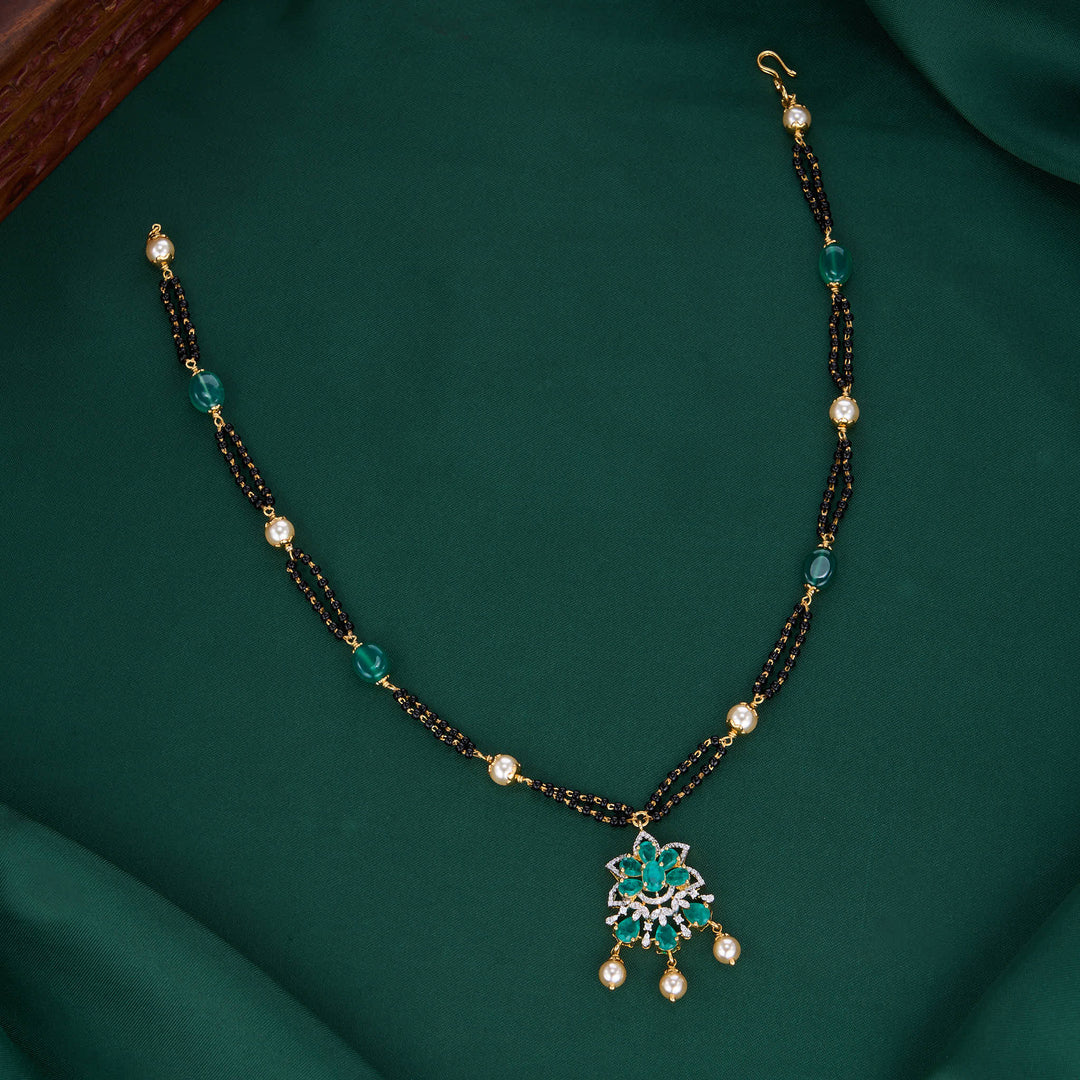 Azalea Avikam Chain With  Earings