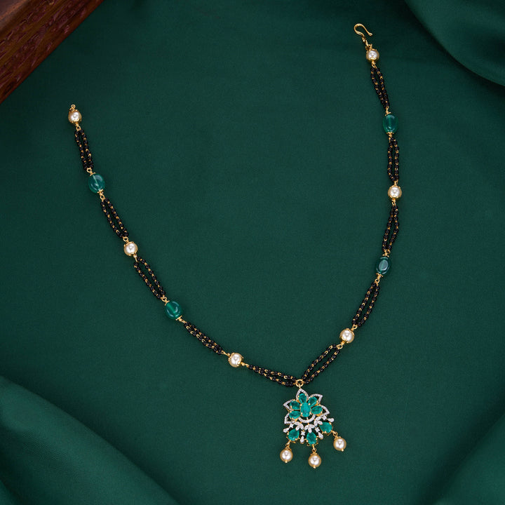 Azalea Avikam Chain With  Earings