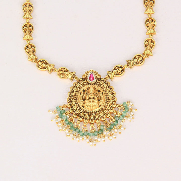 Tharshikha Nagas Chain Set