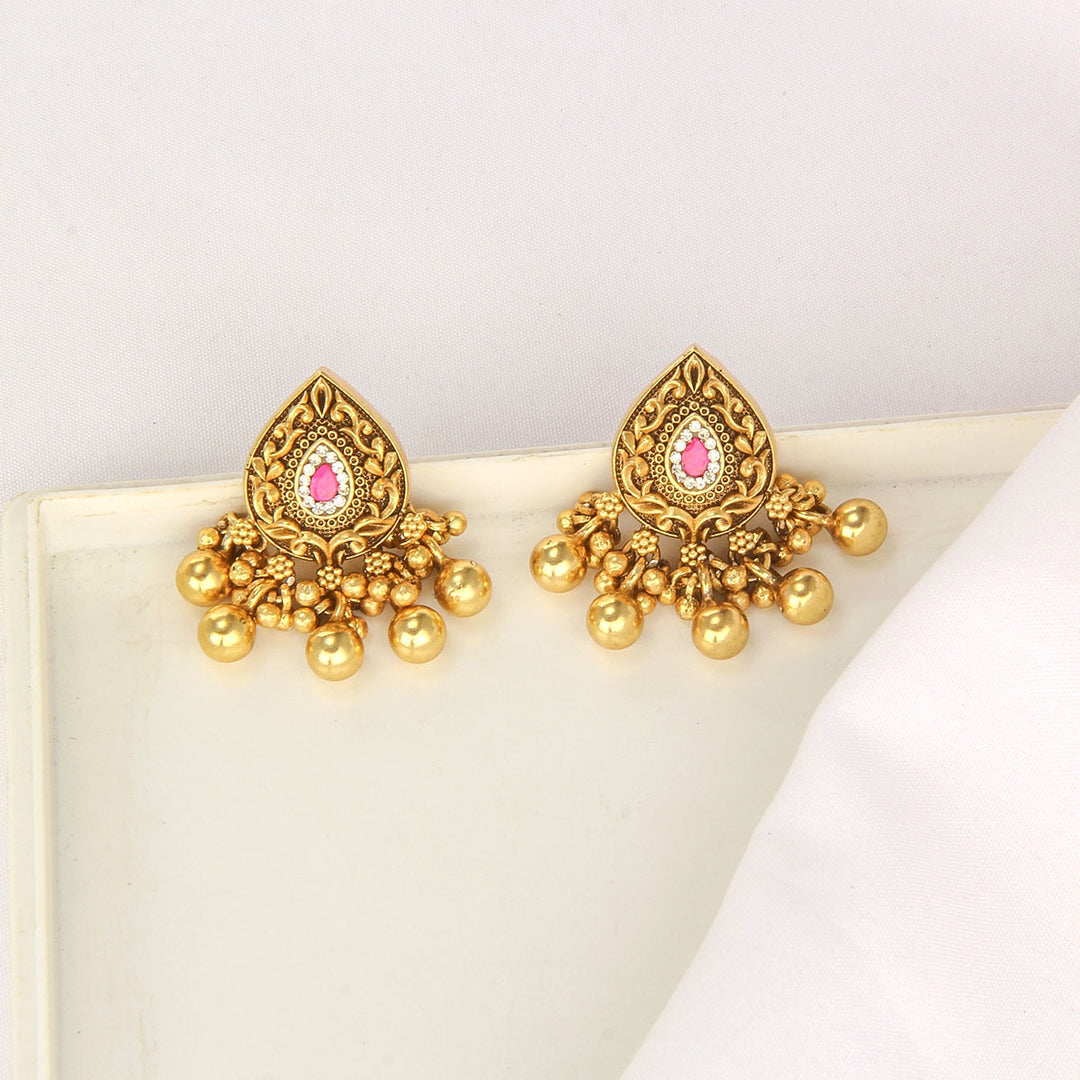 Shivani Nagas Chain Set