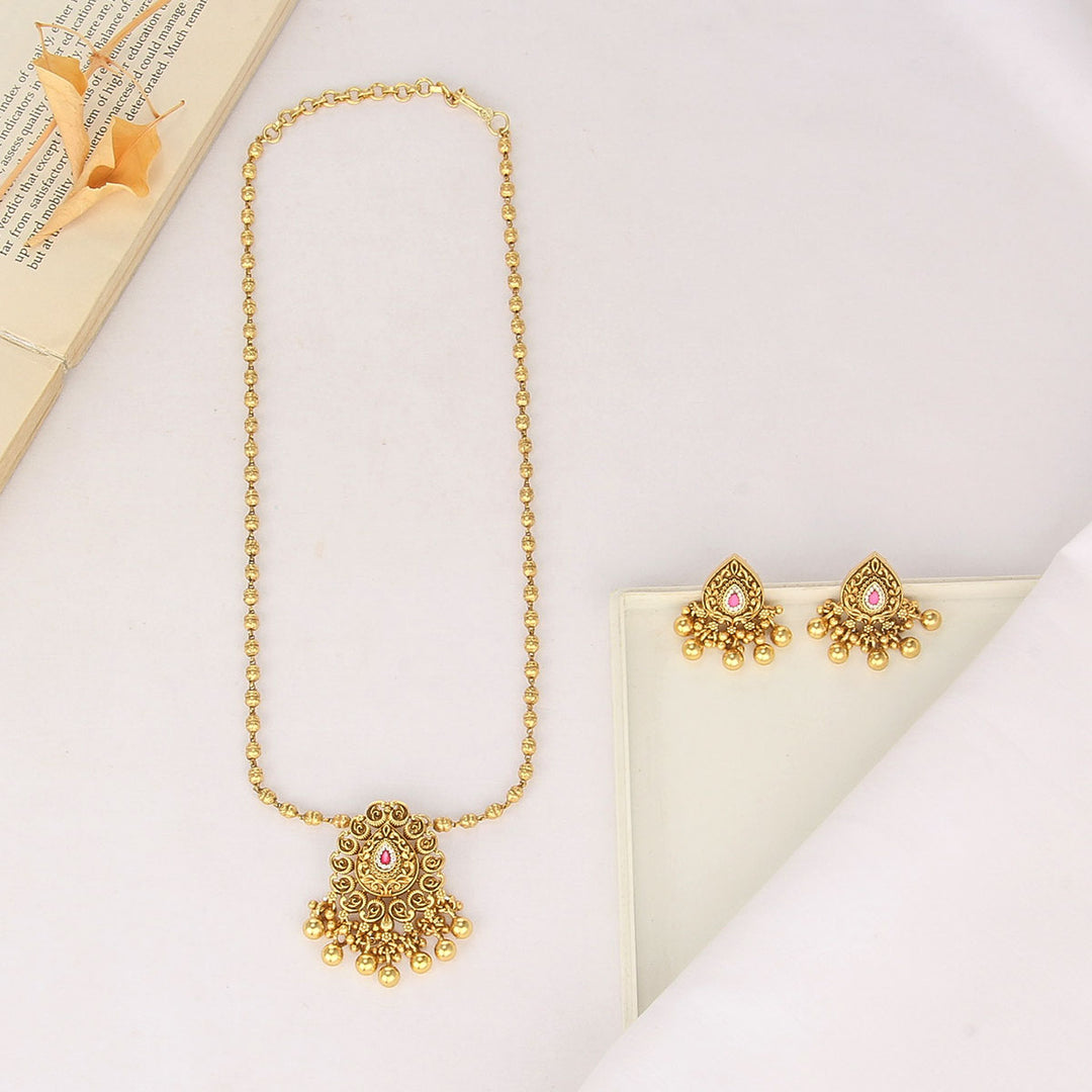 Shivani Nagas Chain Set