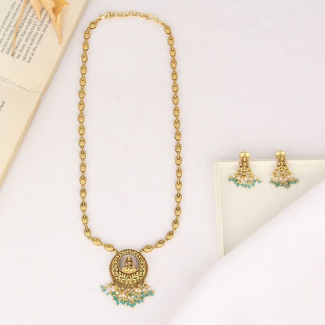 Golden Glow Nagas Chain Set