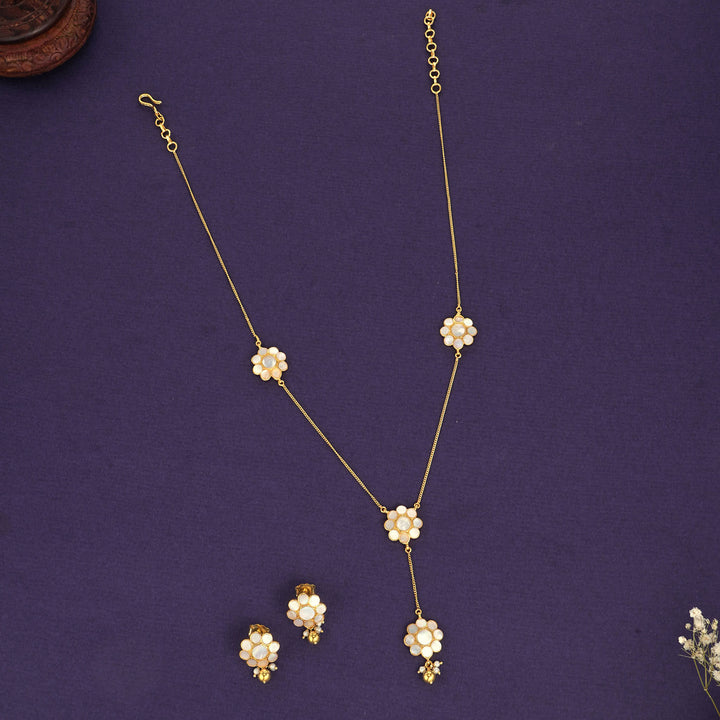 Dipthin Chain With Earrings
