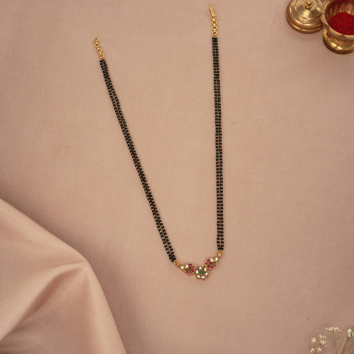 Nethraya Kundan Chain