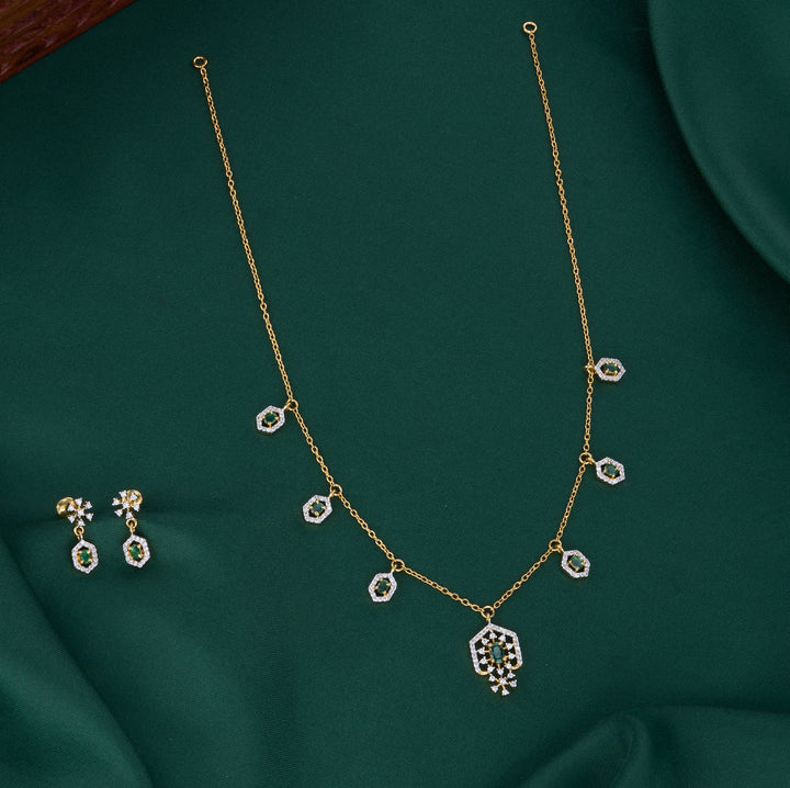 Prinsi Diamond Design Chain with Earrings