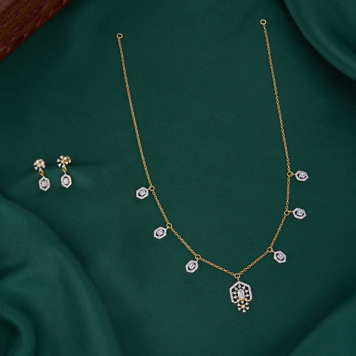 Prasanya Diamond Design Chain with Earrings