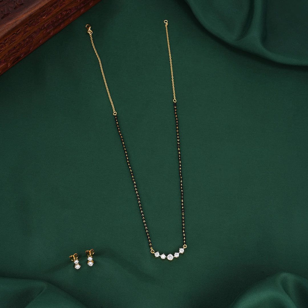 Stylish Mangalsutra Chain With Earrings