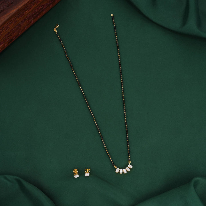 Vinisha Mangalsutra Chain With Earrings