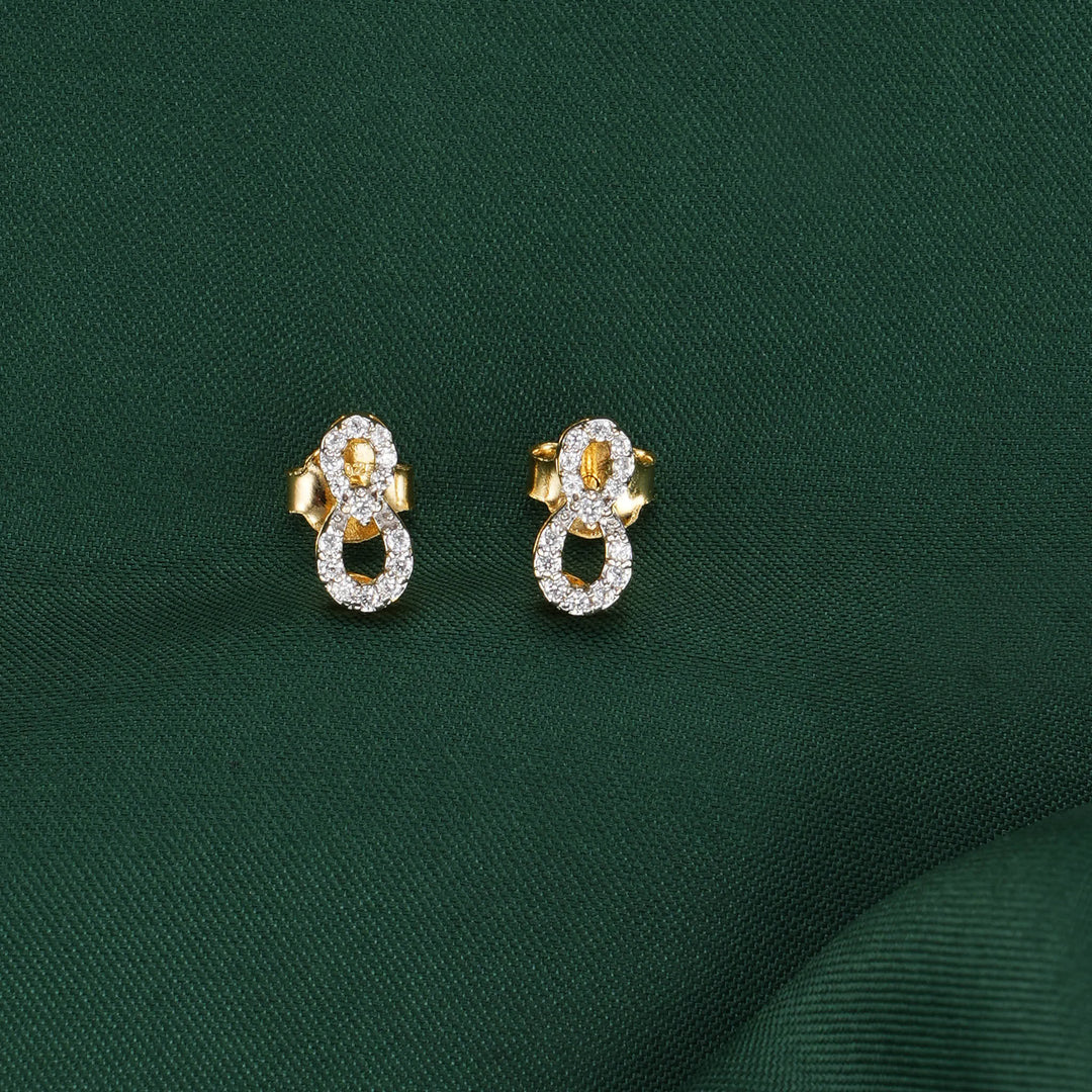 Dazzling Mangalsutra Chain With Earrings