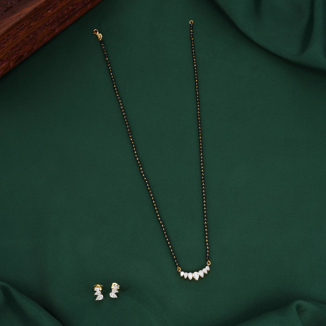 Glowing Mangalsutra Chain With Earrings