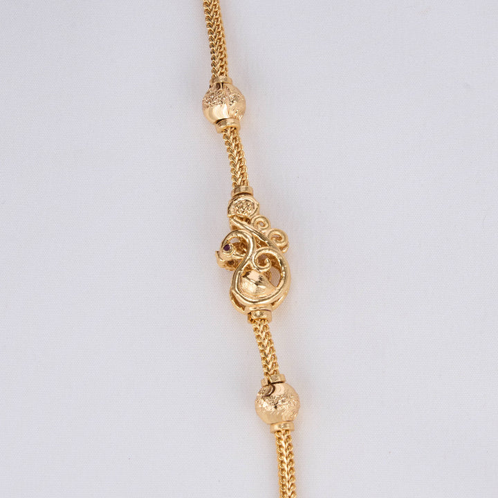 Glowing Mugappu Chain