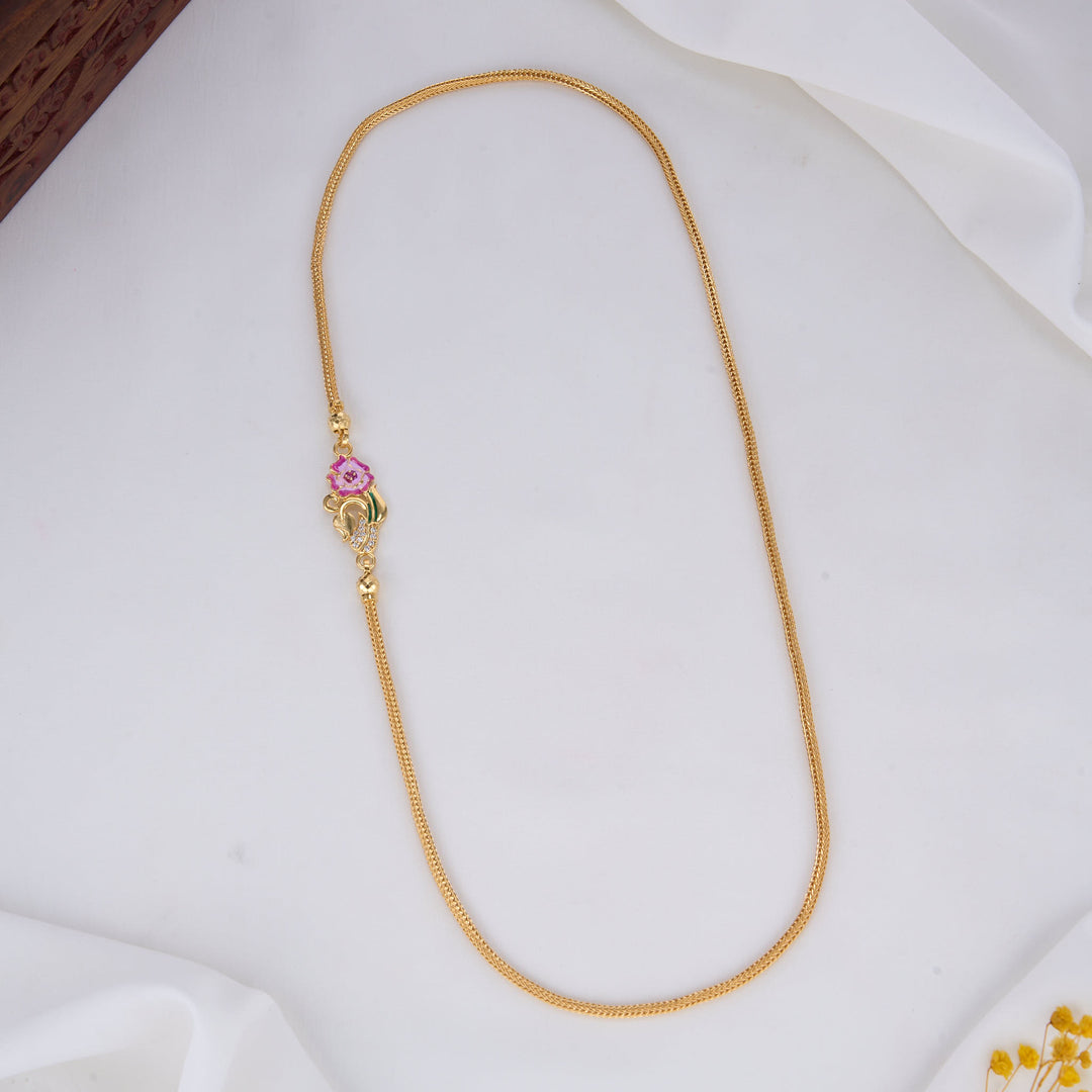 Dazzle Mugappu Chain