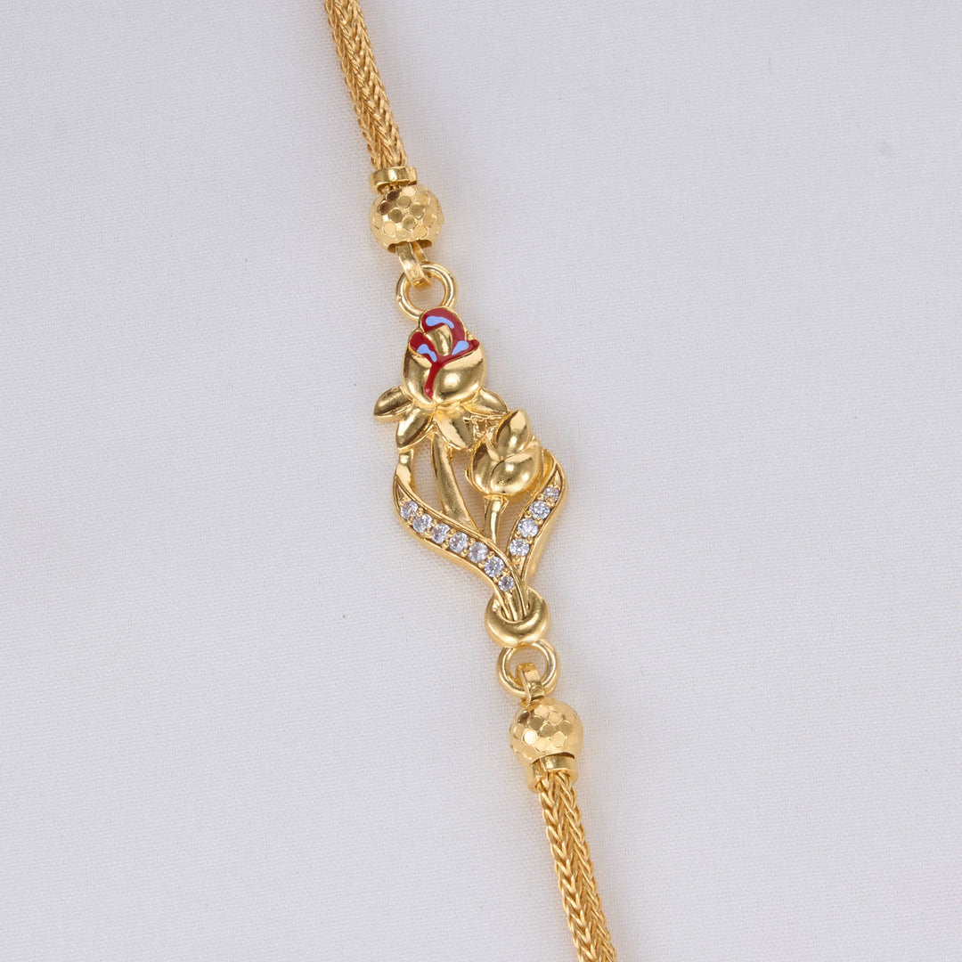 Sparkle Mugappu Chain
