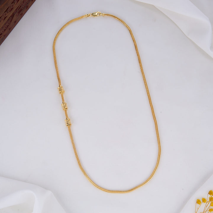 Mahita Mugappu Chain