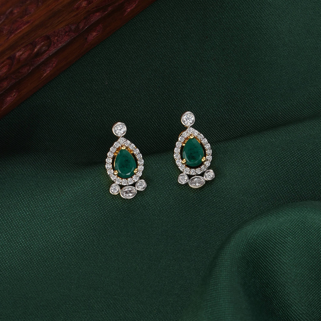 Hemarika Avikam Chain with Earrings