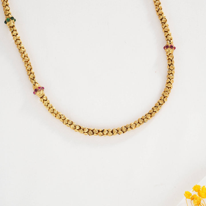 Yashikaa Nagas Chain