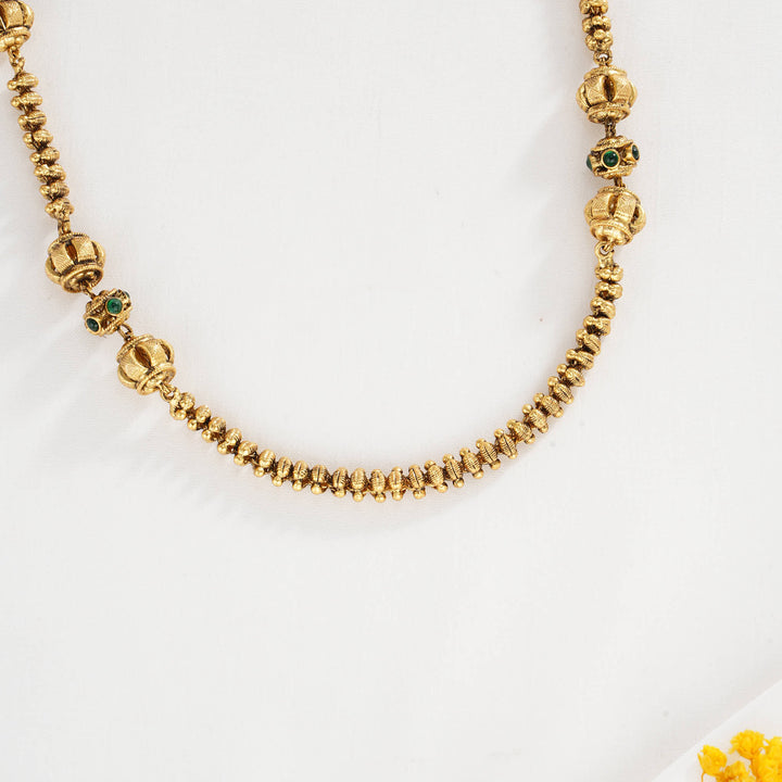 Henisha Nagas Chain