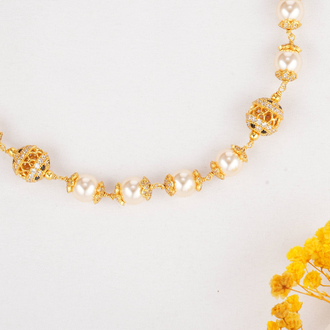 Veethishkaa Beads Chain