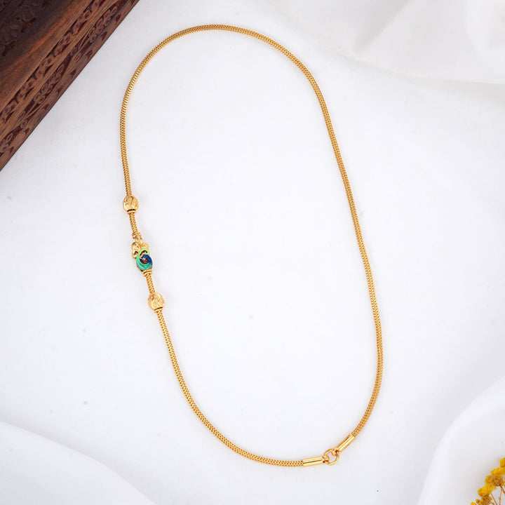 Jananiha Stone Mugappu Chain