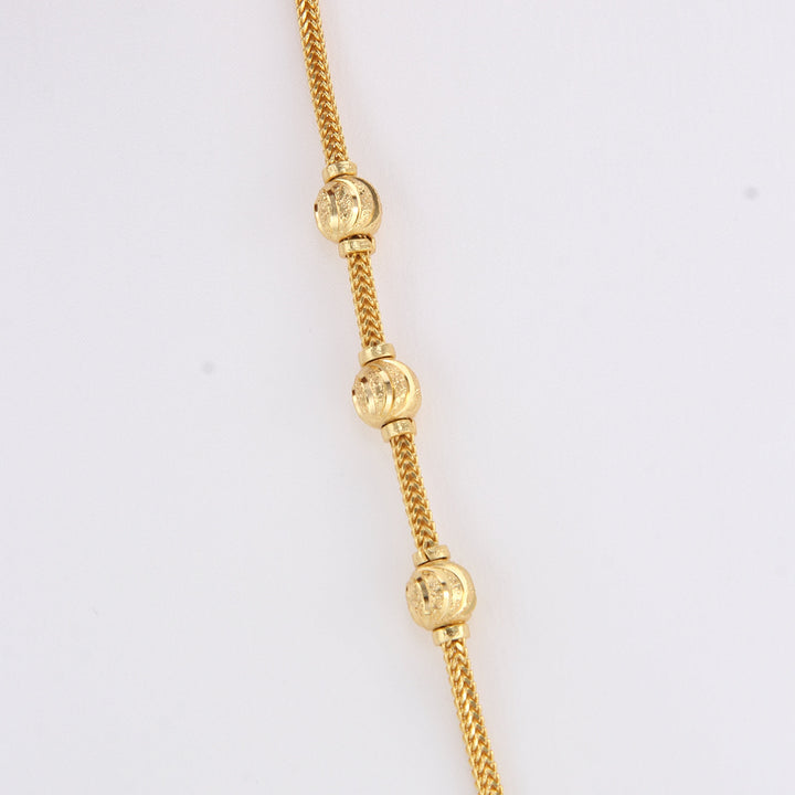 Vedhikaa Stone Mugappu Chain