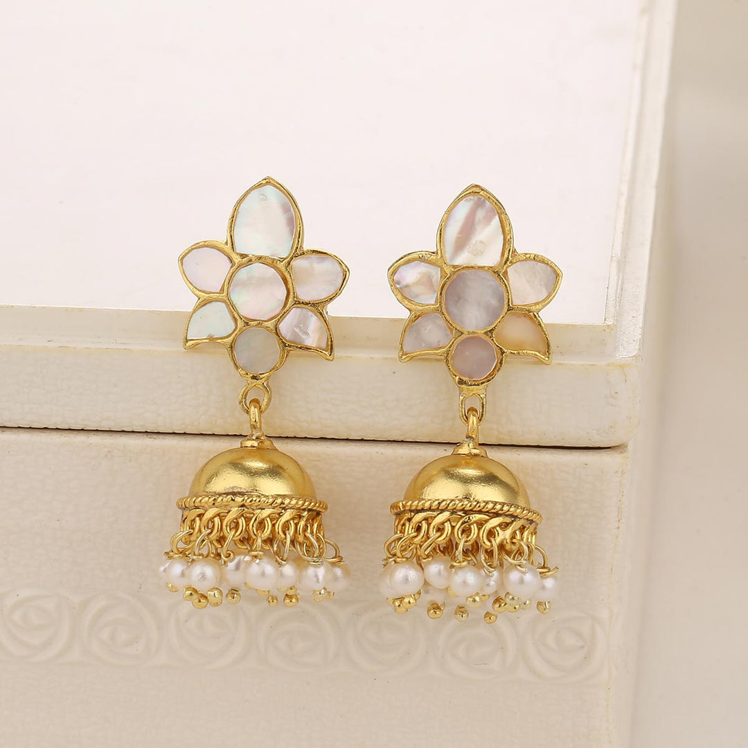 Facinate Jhumkas
