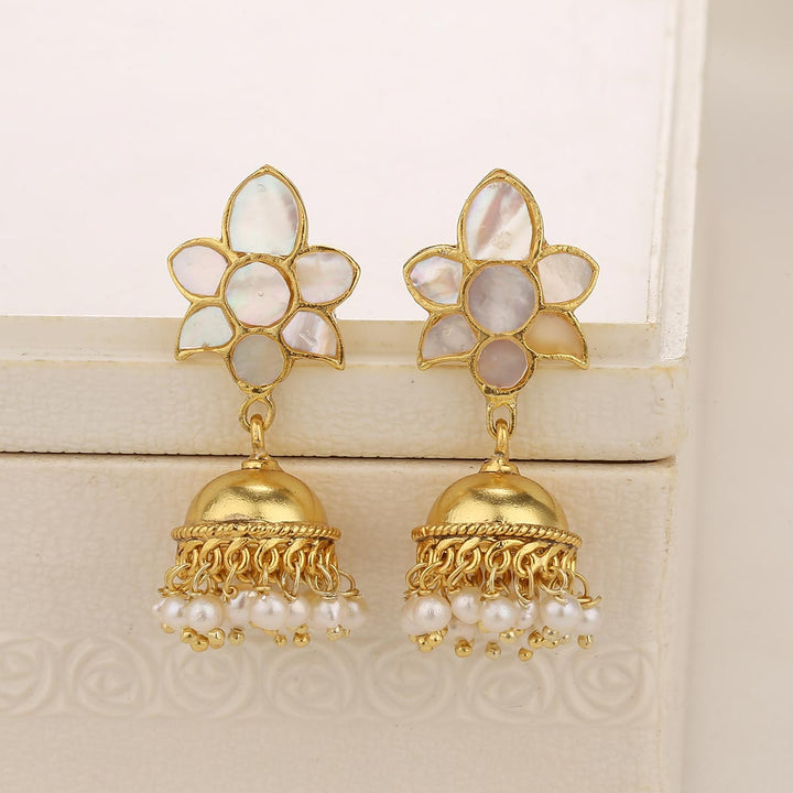 Facinate Jhumkas