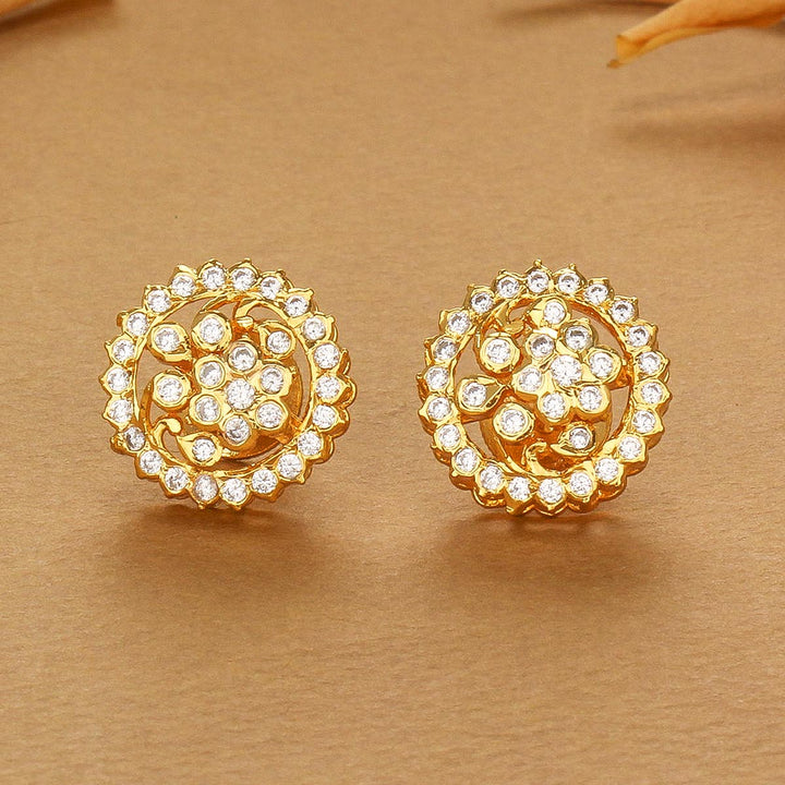 Yalini Studs
