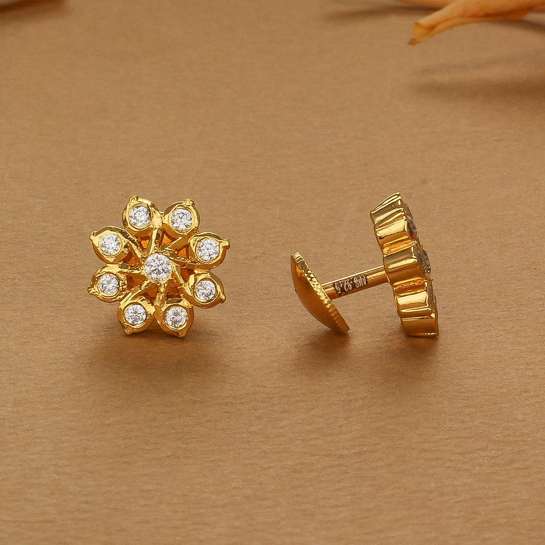 Shinning Diamond Stud