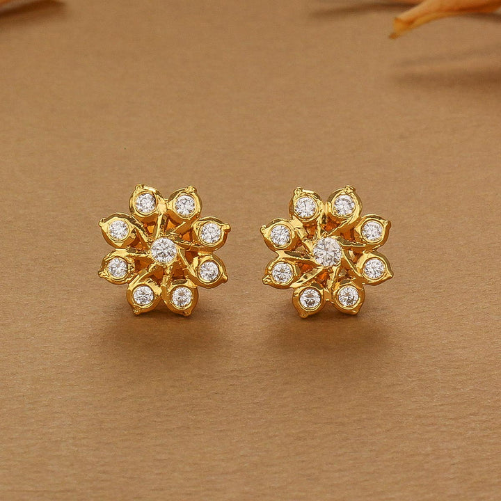 Shinning Diamond Stud