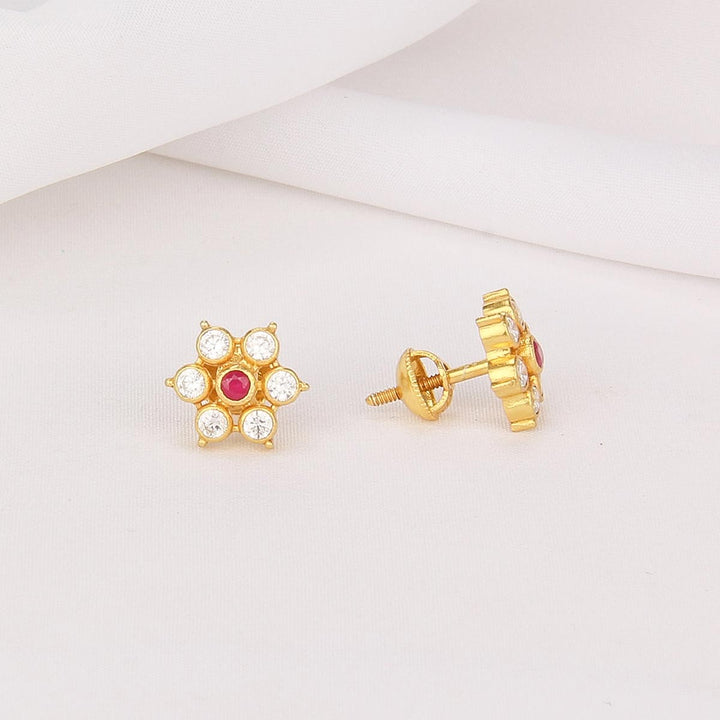 Facinate Stone Studs