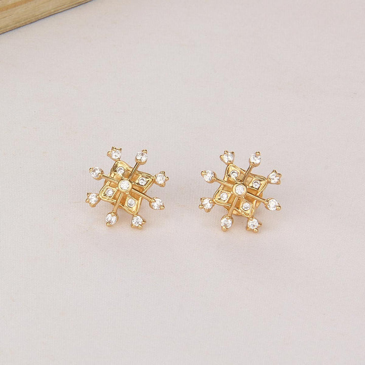 Glittering Diamond Stud