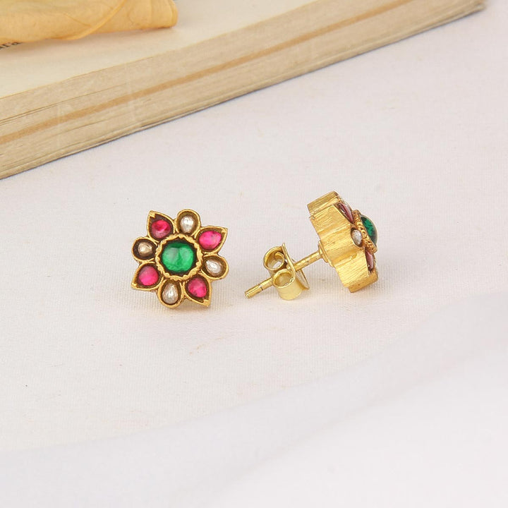 Vikash Kundan Studs