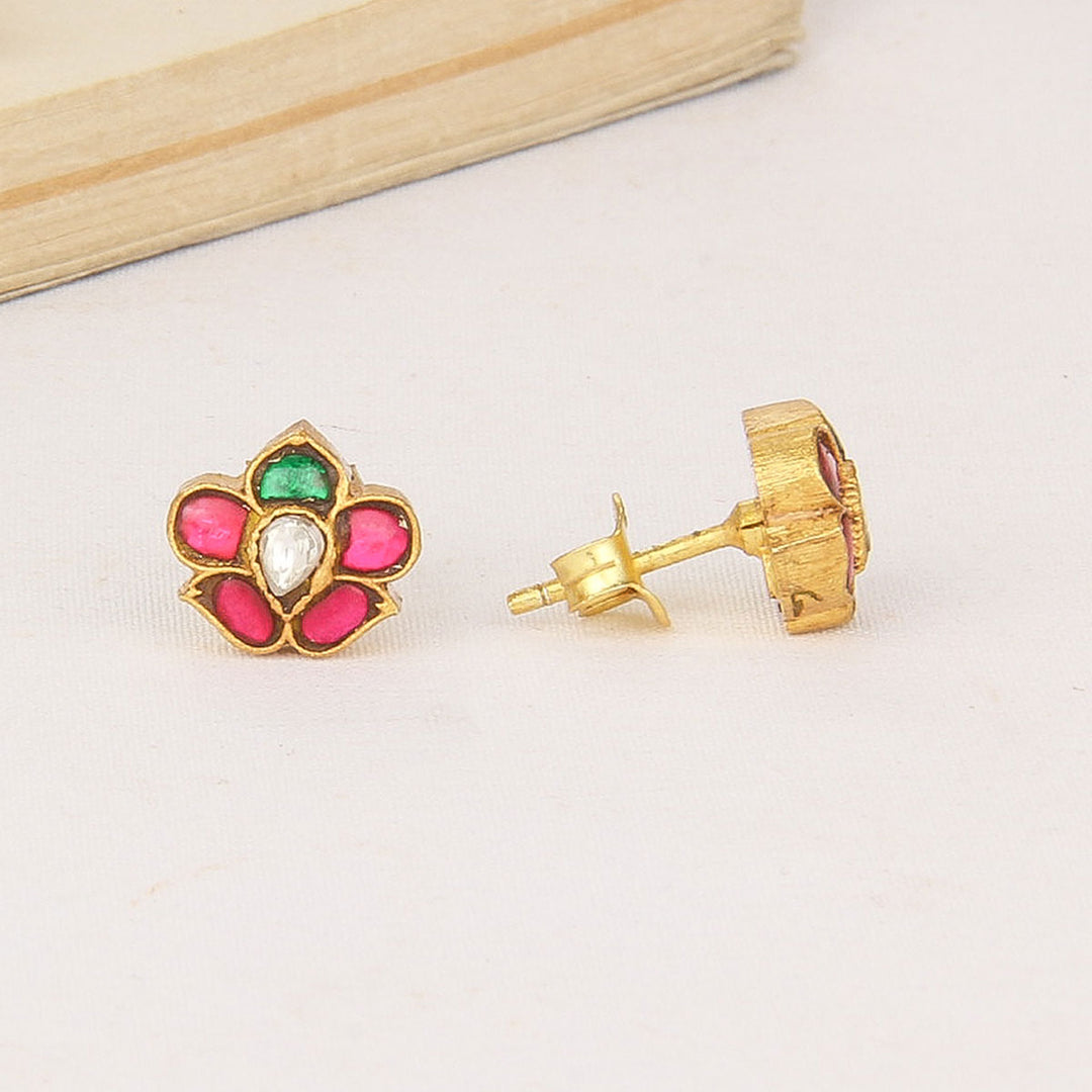 Pretty Look Kundan Studs