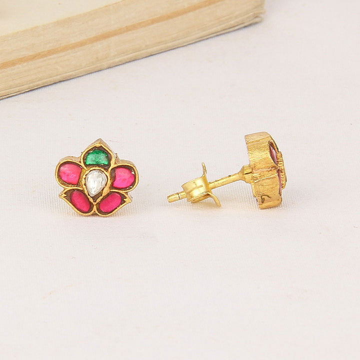 Pretty Look Kundan Studs